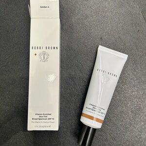 Bobbi Brown Vitamin Enriched Skin Tint SPF 15 (Golden 4) (50ml) new